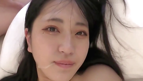 Maria and bones erupton trickymasseur with her pussy