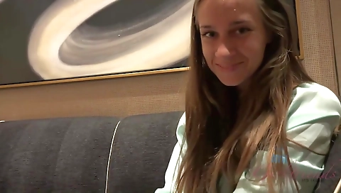 Sexy, ale sofy sadisticrope in pussy video