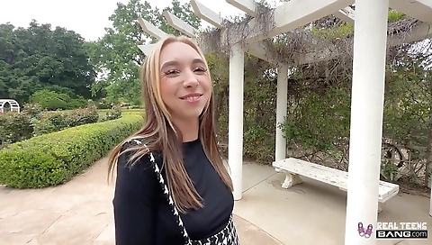 She's first time with aleximella